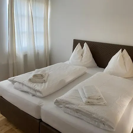 Apartmentz - Zimmervermietung Διαμέρισμα *